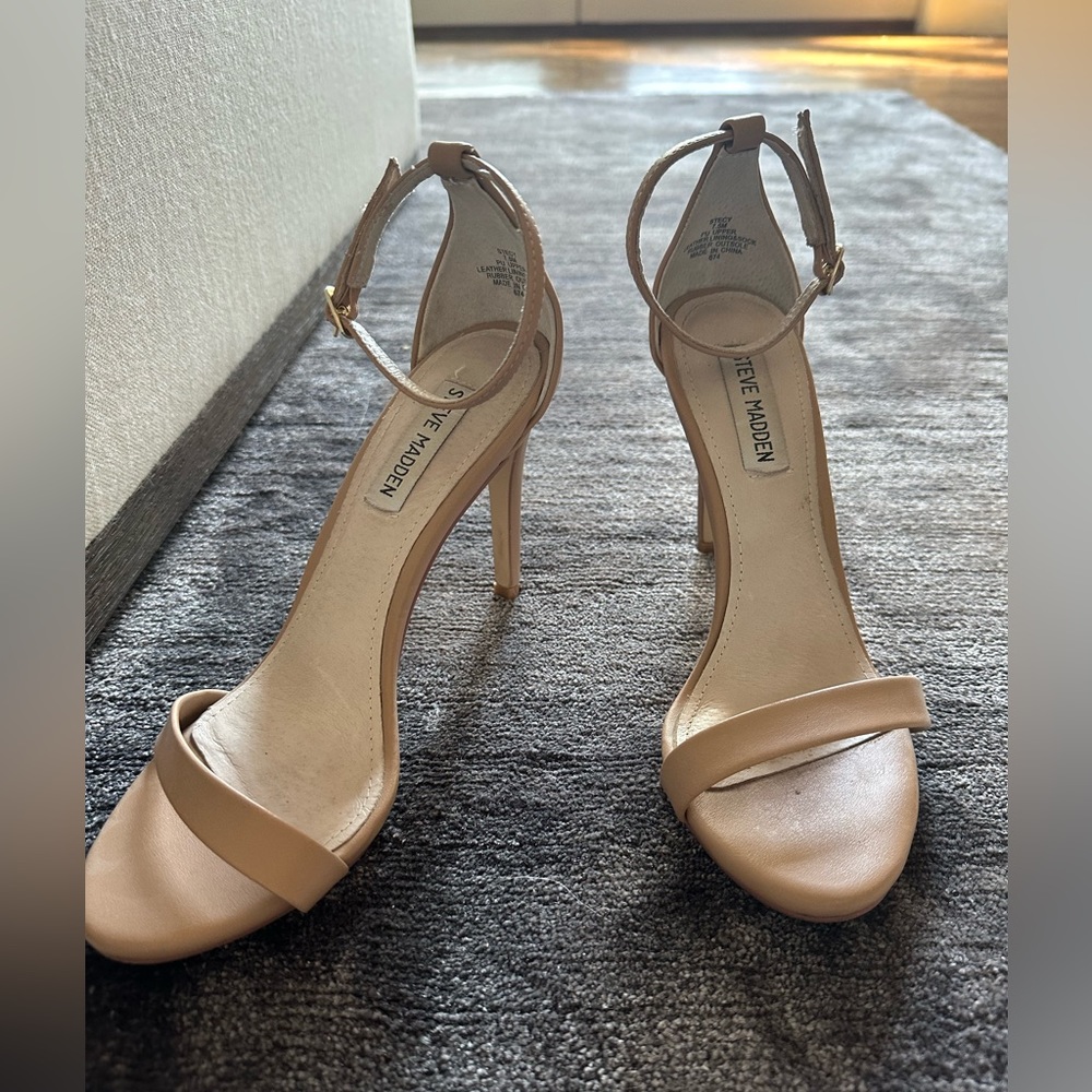 Steve Madden sandals